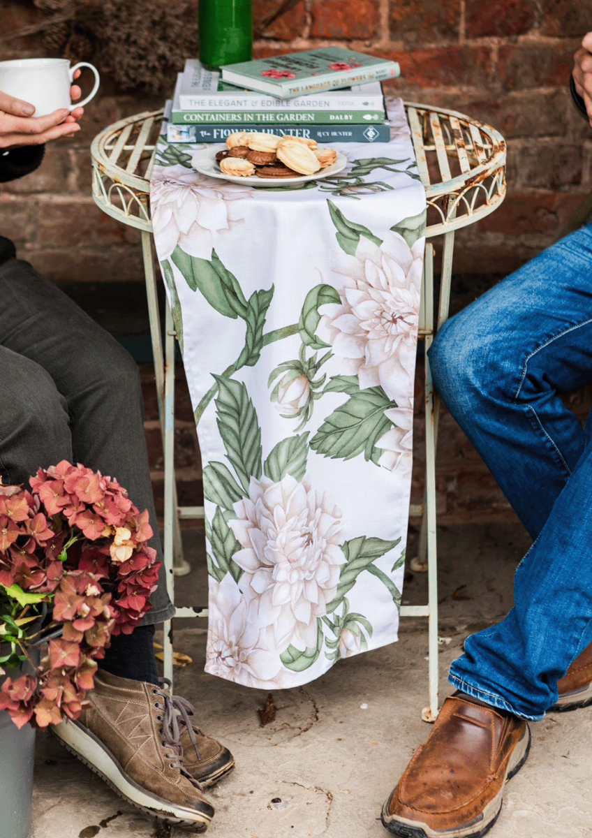 THE LAUNDRY GARDEN TABLE LINEN & CANDLES